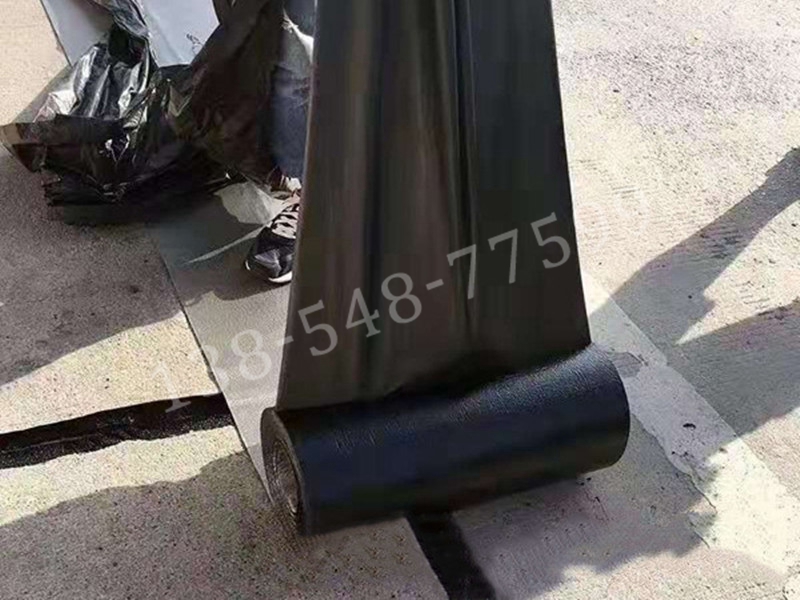 路面抗裂贴